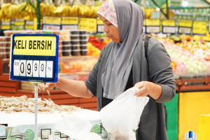 kedai kasut di Kampung Pasir Gudang Baru, Malaysia