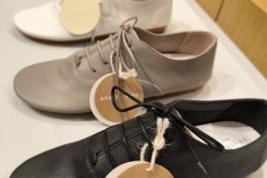 kedai kasut di Papar, Malaysia