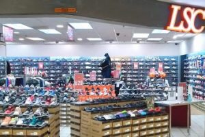 kedai kasut di Sarawak, Malaysia